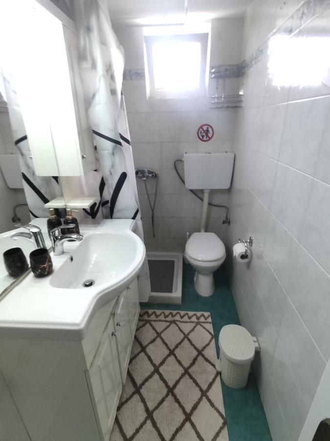 Aktis Apartment Ártemida Kültér fotó